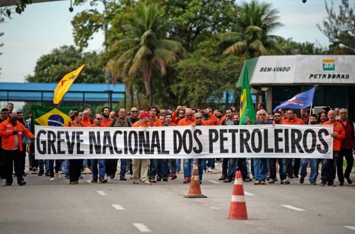 Trabalhadores fazem menos greve em 2017; 81% so por direitos descumpridos