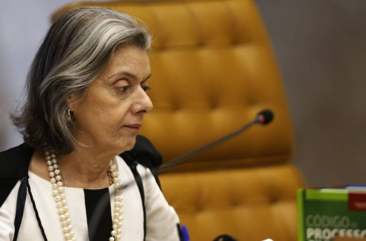 Crmen Lcia anula deciso do TRT que autorizava desconto do imposto sindical obrigatrio